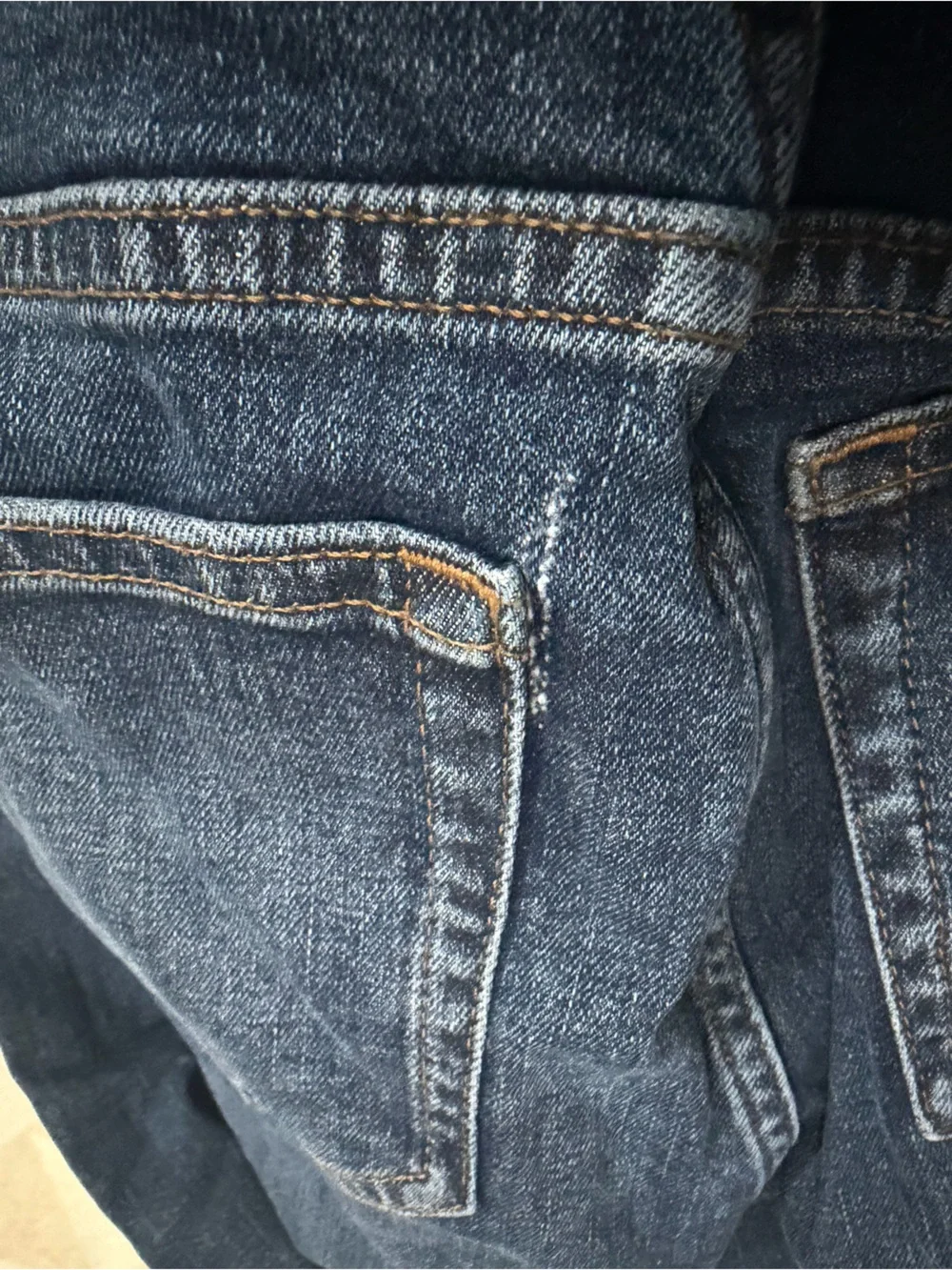 j crew Slim-fit jean in signature flex  30 30